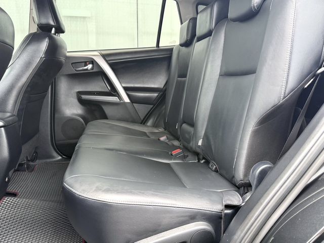 TOYOTA豐田 RAV4  第9張相片