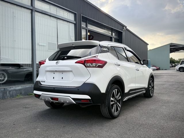 NISSAN日產 KICKS  第2張相片