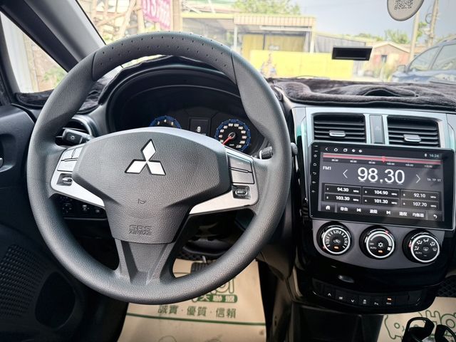 MITSUBISHI三菱 COLT PLUS  第9張相片