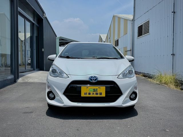 TOYOTA豐田 PRIUS C  第3張相片