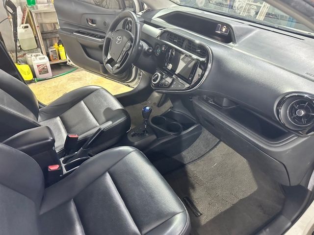 Toyota Prius  第8張相片