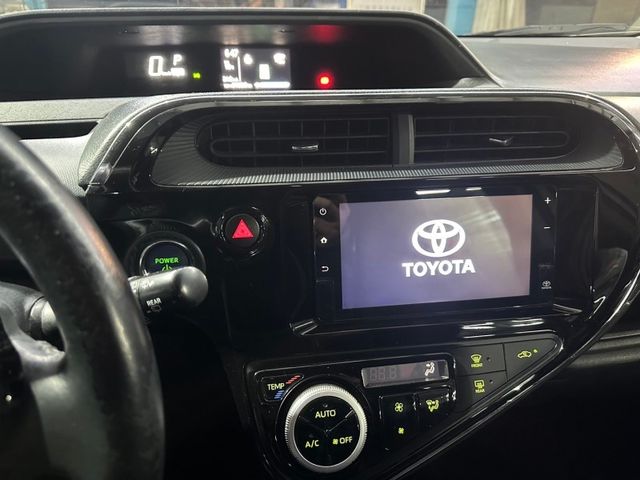Toyota Prius  第11張相片