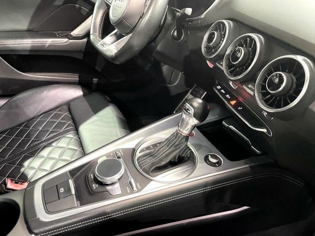 Audi TT  第10張相片