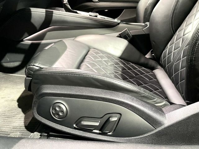 Audi TT  第11張相片