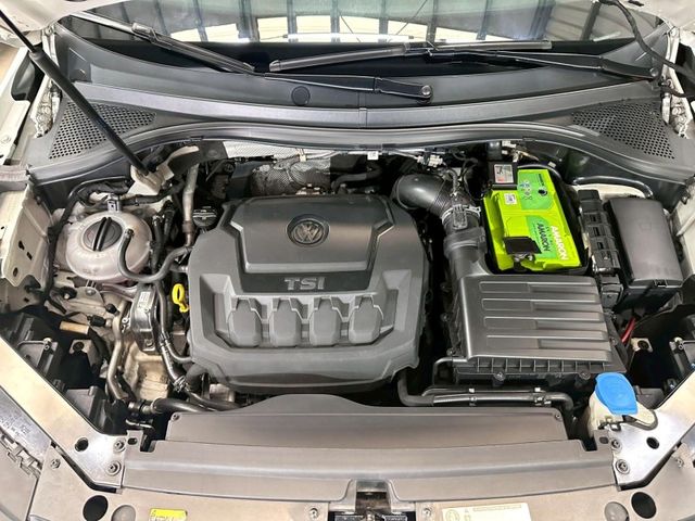 2016年Volkswagen Tiguan 330 TSI Highline 選配R-Line套件 數位儀錶板 ACC跟車 電尾門  Car Play  第10張相片