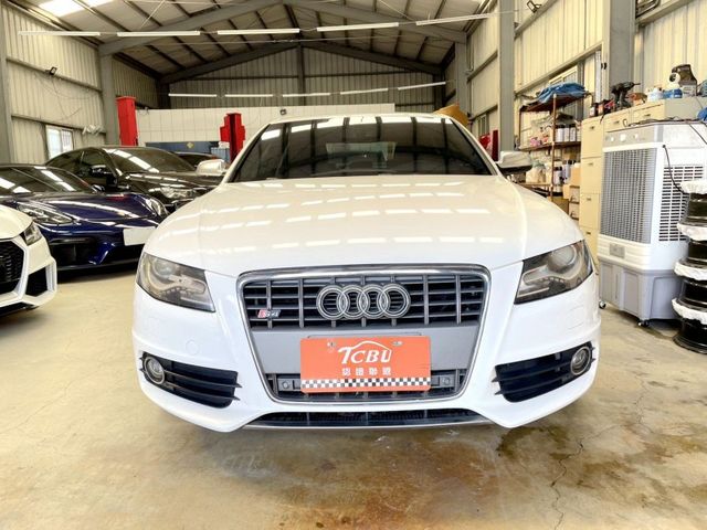 Audi S4  第7張相片