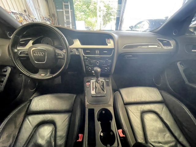 Audi S4  第10張相片