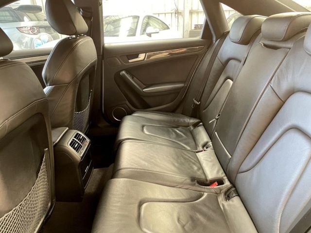 Audi S4  第11張相片