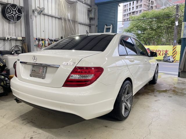 Mercedes-Benz/賓士 C200  第8張相片