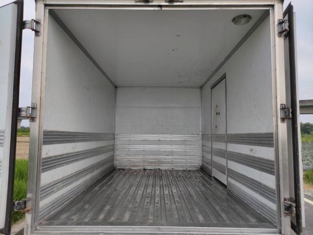 一手車 公里數跑少 標準賺錢車  第10張相片