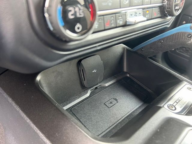 外匯車 台灣稀有車種 僅此一台 歡迎預約賞車 實車實價  第11張相片