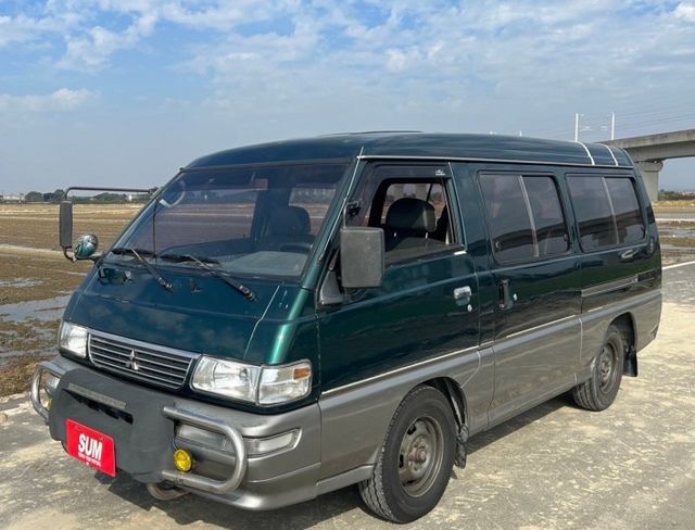 廂型8人座 自排!自排!自排!無待修 冷氣系統剛整理完畢 只要1X萬的國產阿法 工地好幫手  第4張相片