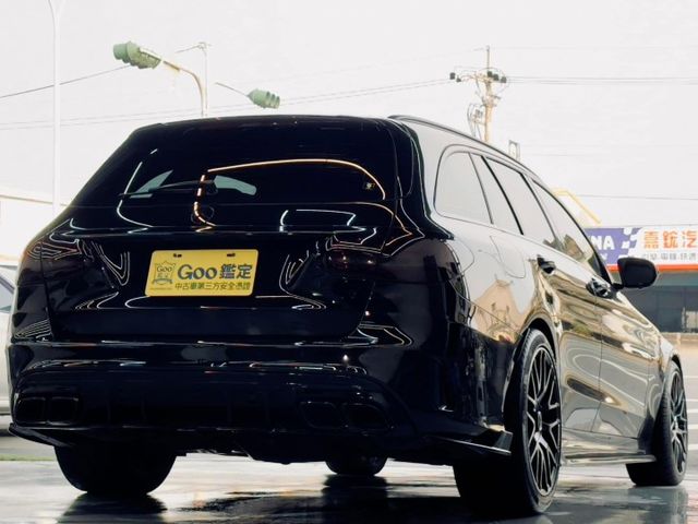 車主改裝 安卓機含Apple Carplay  64色車內氛圍燈 渦輪出風口 副駕駛AMG飾板 高音旋轉柏林  第18張相片