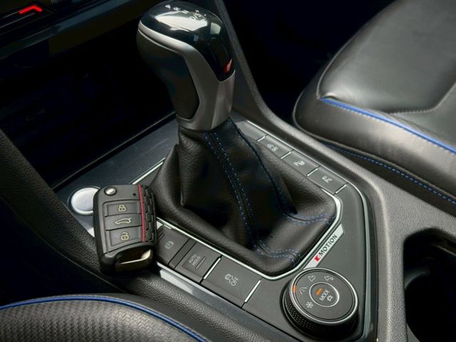 R專屬21輪圈/30種顏色車室氣氛燈/無線Apple CarPlay/Android Auto/抬頭顯示器/ACC  第13張相片