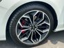 免鑰匙啟動 摸門感應 換檔播片 旋轉式排檔 衛星導航 Apple Car Play 無線充電 雙區恆溫 B&O音響 抬顯  第17張縮圖