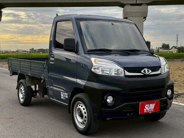 自排 自排 自排 盲點偵測 定速 音響主機 超級賺錢車  第3張相片