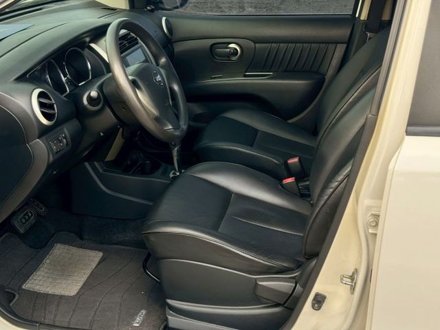 1.6 原鈑原漆 里程保證 僅跑8.2萬公里 優質代步車 車況妥妥的 還可做保固 趕快私訊  第7張相片