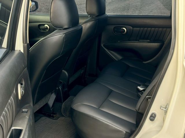 1.6 原鈑原漆 里程保證 僅跑8.2萬公里 優質代步車 車況妥妥的 還可做保固 趕快私訊  第8張相片