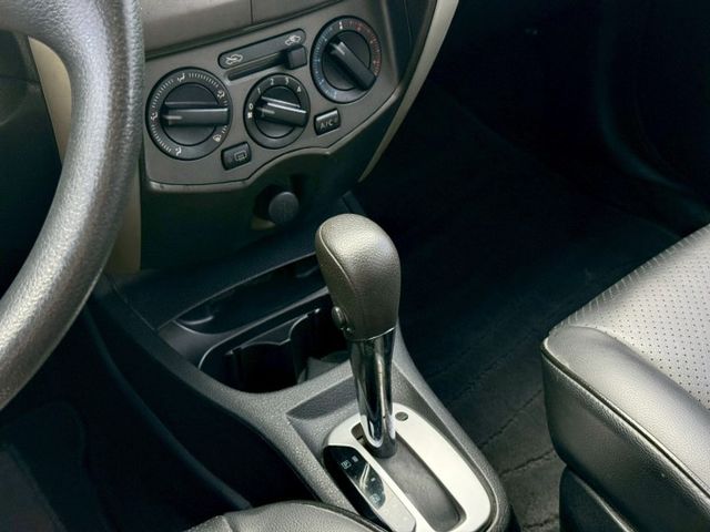 1.6 原鈑原漆 里程保證 僅跑8.2萬公里 優質代步車 車況妥妥的 還可做保固 趕快私訊  第15張相片