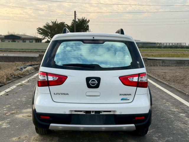 1.6 原鈑原漆 里程保證 僅跑8.2萬公里 優質代步車 車況妥妥的 還可做保固 趕快私訊  第17張相片