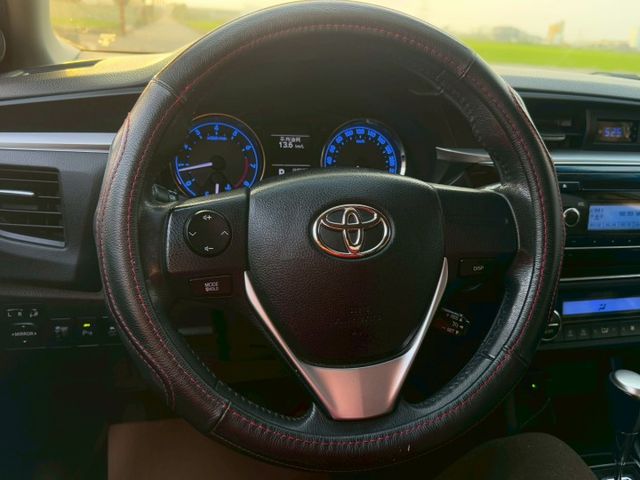 S+版 不敗神車 定速巡航 免鑰匙 摸門解鎖 恆溫空調 電折  第11張相片