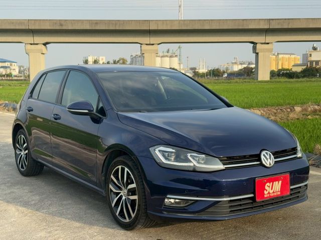 定速巡航 雙區恆溫空調 倒車顯影 免鑰匙 摸門解鎖 跟車  第4張相片