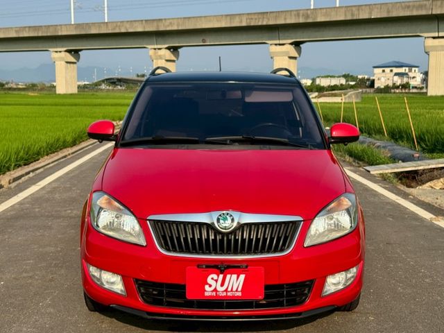 旅行款 1.2 TSI 升級八核心安卓機 360環景  CarPlay  抬頭顯示器 測速照相  導航 行車記錄器  第2張相片