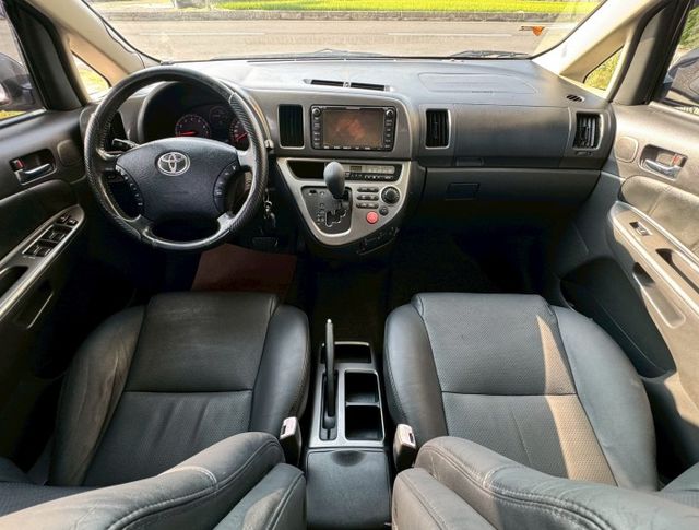 頂級雙天窗 一手車 恆溫 電動座椅 方向盤音量控制  壓縮機耗材已更換 便宜7人座  第5張相片