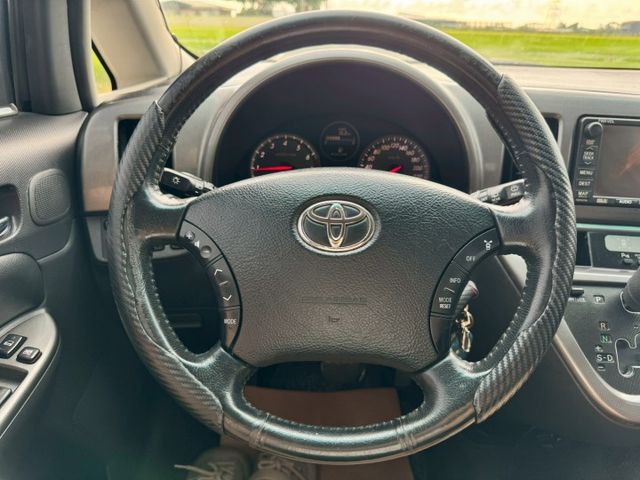 頂級雙天窗 一手車 恆溫 電動座椅 方向盤音量控制  壓縮機耗材已更換 便宜7人座  第12張相片
