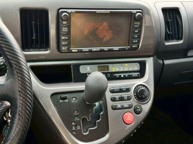 頂級雙天窗 一手車 恆溫 電動座椅 方向盤音量控制  壓縮機耗材已更換 便宜7人座  第14張相片