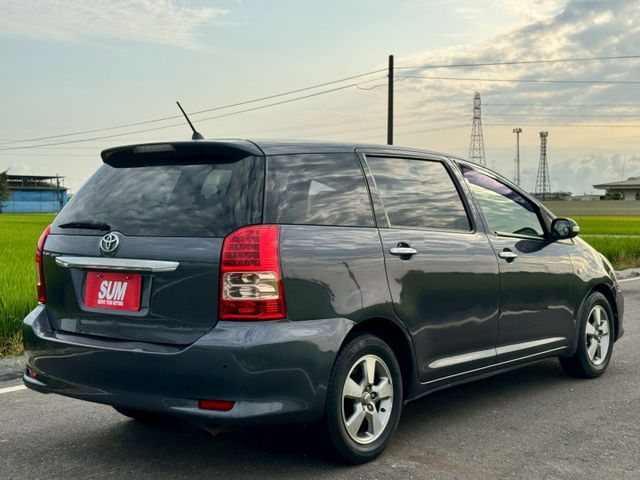 頂級雙天窗 一手車 恆溫 電動座椅 方向盤音量控制  壓縮機耗材已更換 便宜7人座  第20張相片