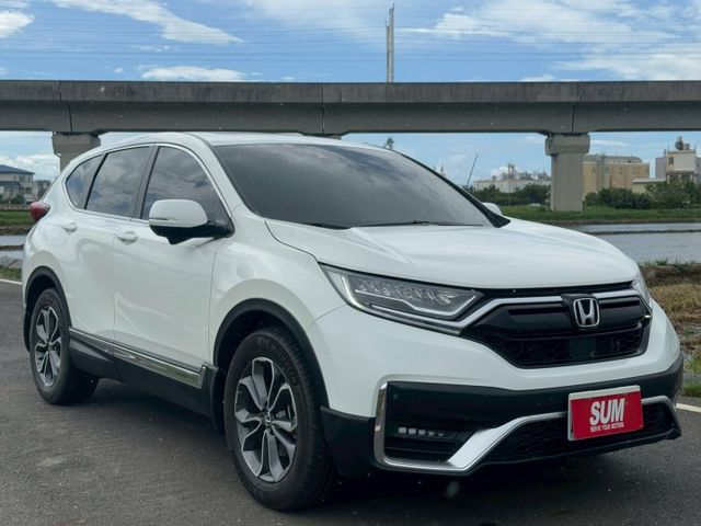一手車 原鈑件 S版 車側影像 電動尾門 全景天窗 雙區恆溫 跟車 定速 倒車顯影 無線充電 免鑰匙 摸門 電動座椅  第3張相片