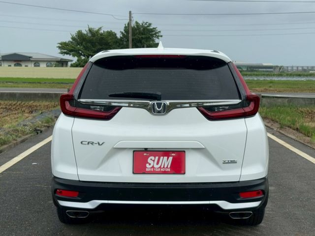 一手車 原鈑件 S版 車側影像 電動尾門 全景天窗 雙區恆溫 跟車 定速 倒車顯影 無線充電 免鑰匙 摸門 電動座椅  第20張相片