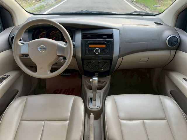超優代步車 超低里程 車況良好 冷氣超冷 俗俗賣 小車大空間  第5張相片