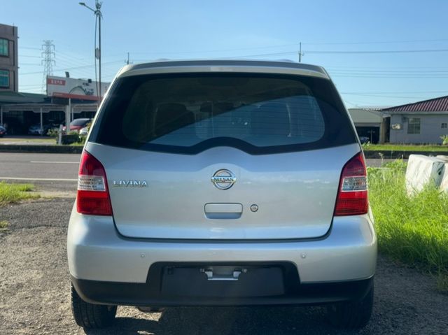 超優代步車 超低里程 車況良好 冷氣超冷 俗俗賣 小車大空間  第18張相片
