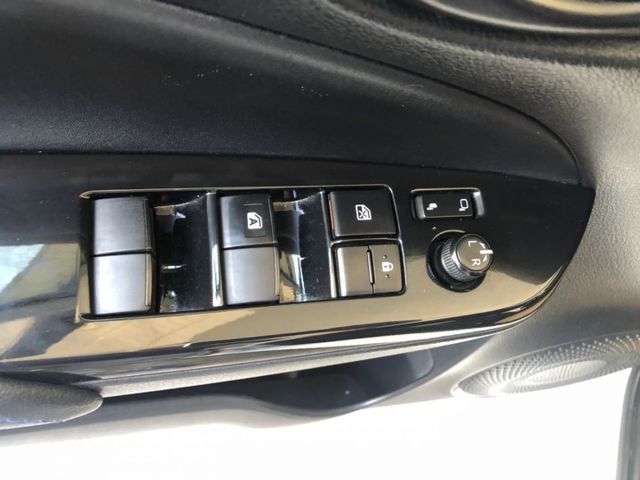 YARIS  第8張相片