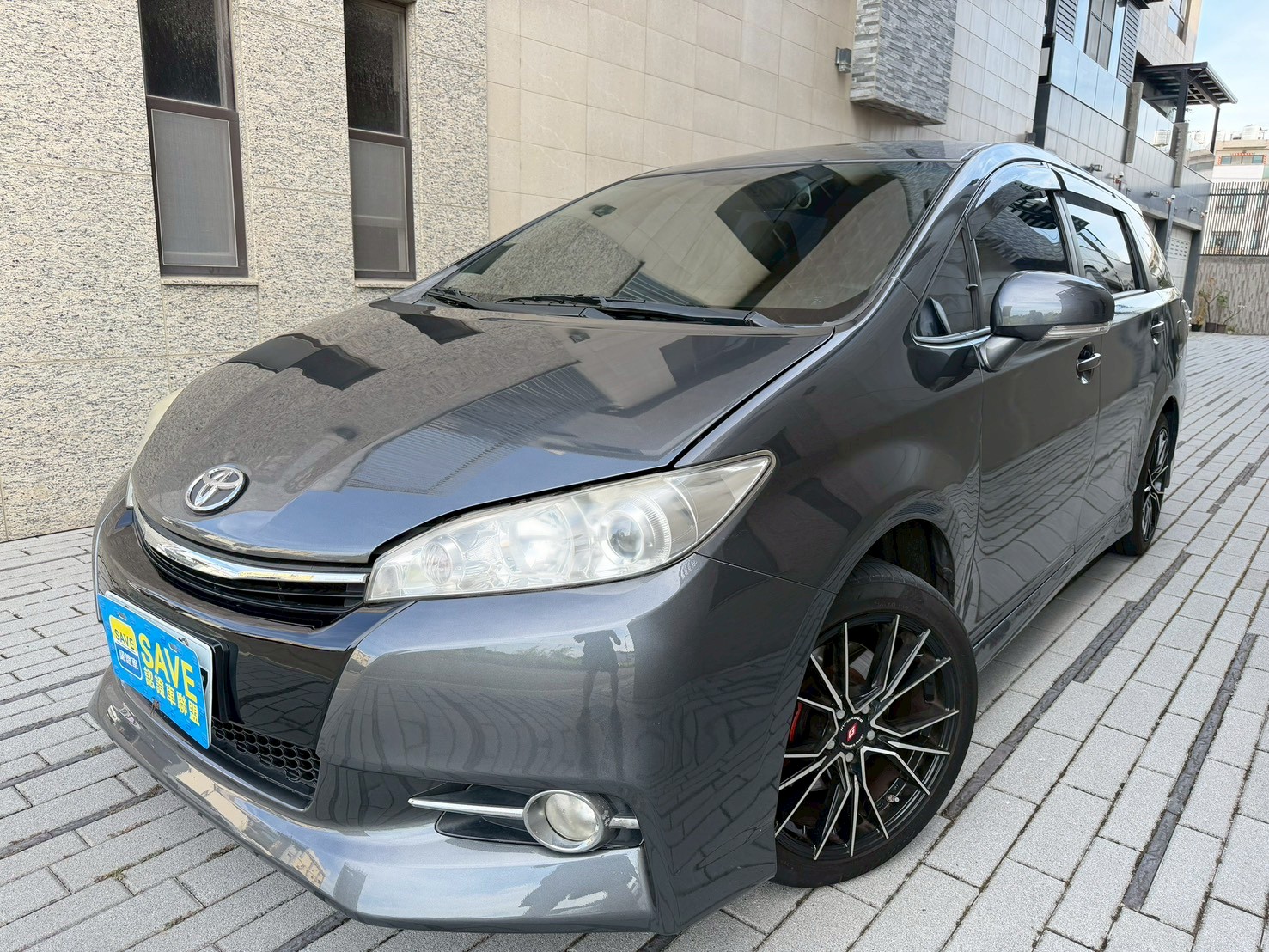 2x萬優質七人座代步神車!~  第1張相片