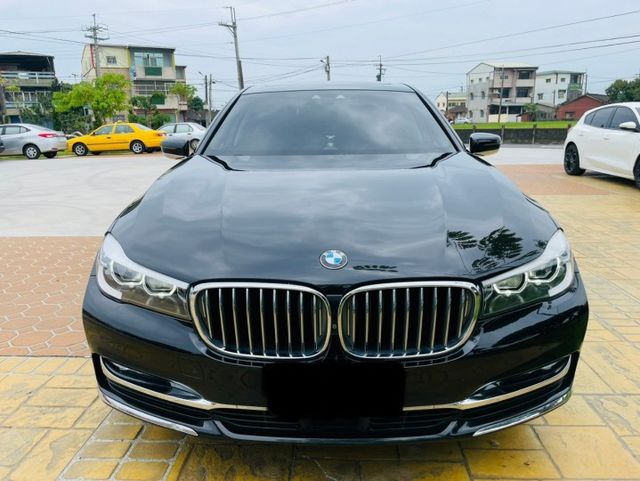 2018 BMW 740Li 跑11萬 630環景 ACC跟車系統  第2張相片