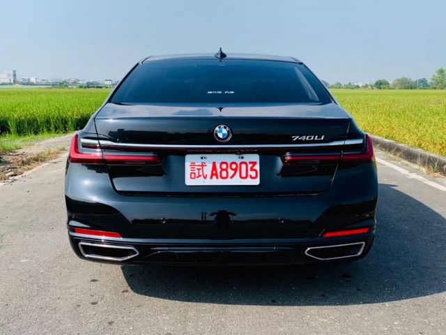 2017 BMW  740Li 小改款外觀 跟車系統 360環景 後座獨立空間  第5張相片