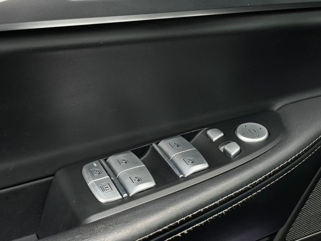 2017 BMW  740Li 小改款外觀 跟車系統 360環景 後座獨立空間  第14張相片