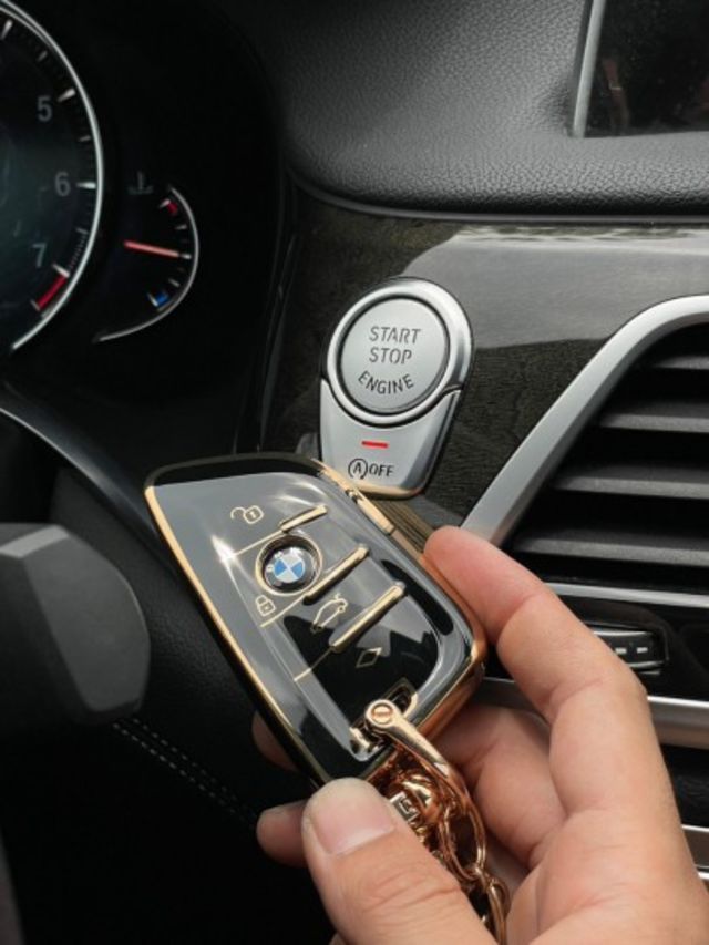 2017 BMW  740Li 小改款外觀 跟車系統 360環景 後座獨立空間  第17張相片