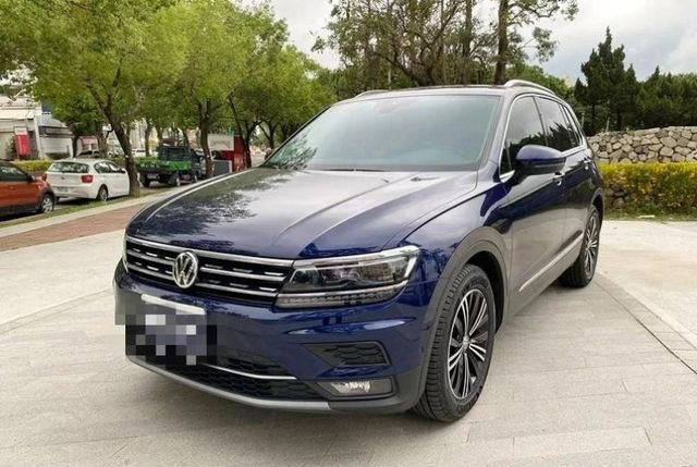 原廠保養 2019福斯Tiguan 280 ACC跟車 360環景 三區恆溫 換檔撥片  第1張相片