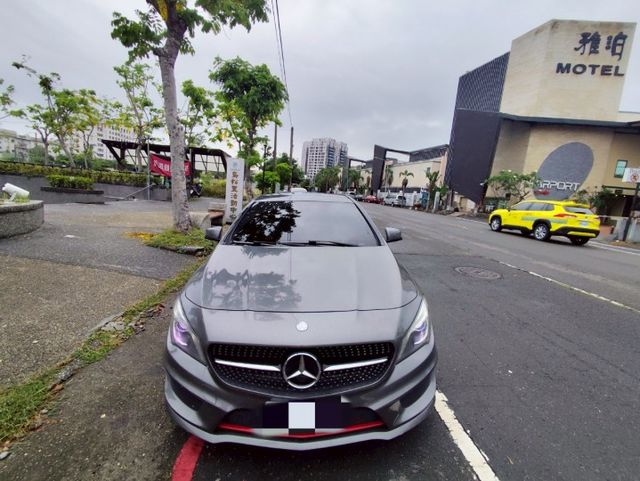 2016 BENZ CLA250 AMG 跑15.1萬 360環景 安卓主機 可認證  第2張相片