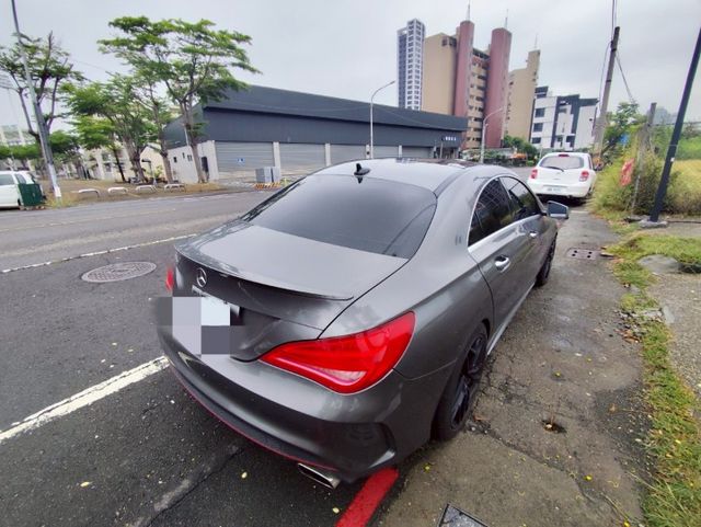 2016 BENZ CLA250 AMG 跑15.1萬 360環景 安卓主機 可認證  第4張相片