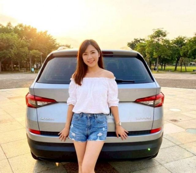 2017 SKODA Kodiaq2.0 Tsi 4輪傳動 全景天窗 ACC跟車 七人座 環景 恆溫  第4張相片