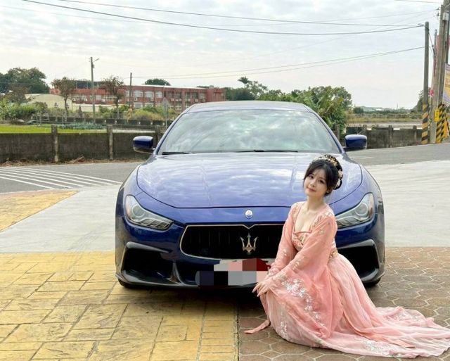 2013 瑪莎拉蒂Ghibli SQ4 跑12萬  第2張相片