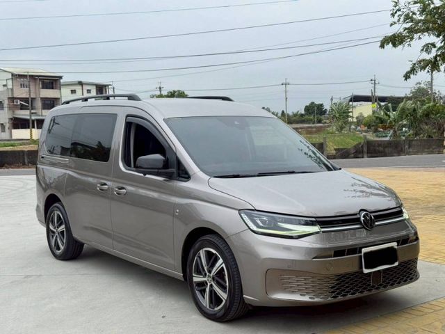 僅跑3萬 2023 福斯VW CADDY MAXI 2.0  第3張相片