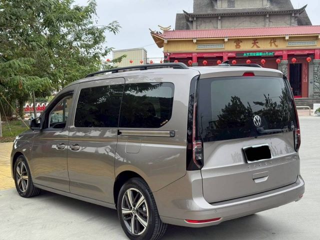 僅跑3萬 2023 福斯VW CADDY MAXI 2.0  第5張相片