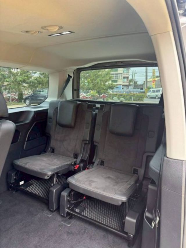 僅跑3萬 2023 福斯VW CADDY MAXI 2.0  第8張相片