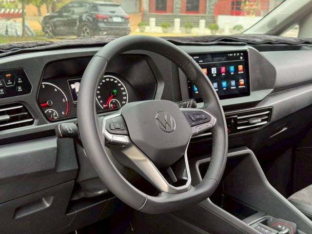僅跑3萬 2023 福斯VW CADDY MAXI 2.0  第11張相片